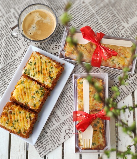 Salted Egg and Vegetable Bread (set: 3 Units)